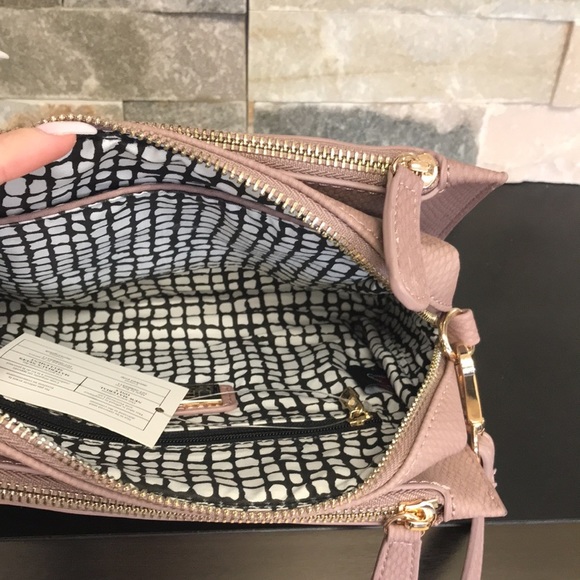 🎁 Urban Expressions Rayna Snake Vegan Leather Crossbody Bag - Picture 4 of 12